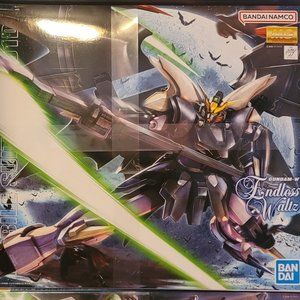 Gunpla Master Grade (MG) Gundam Deathscythe Model Kit